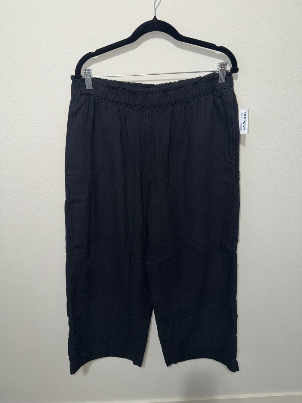 NWT Old Navy women’s Black Elastic-Waist palazzo pant AU26